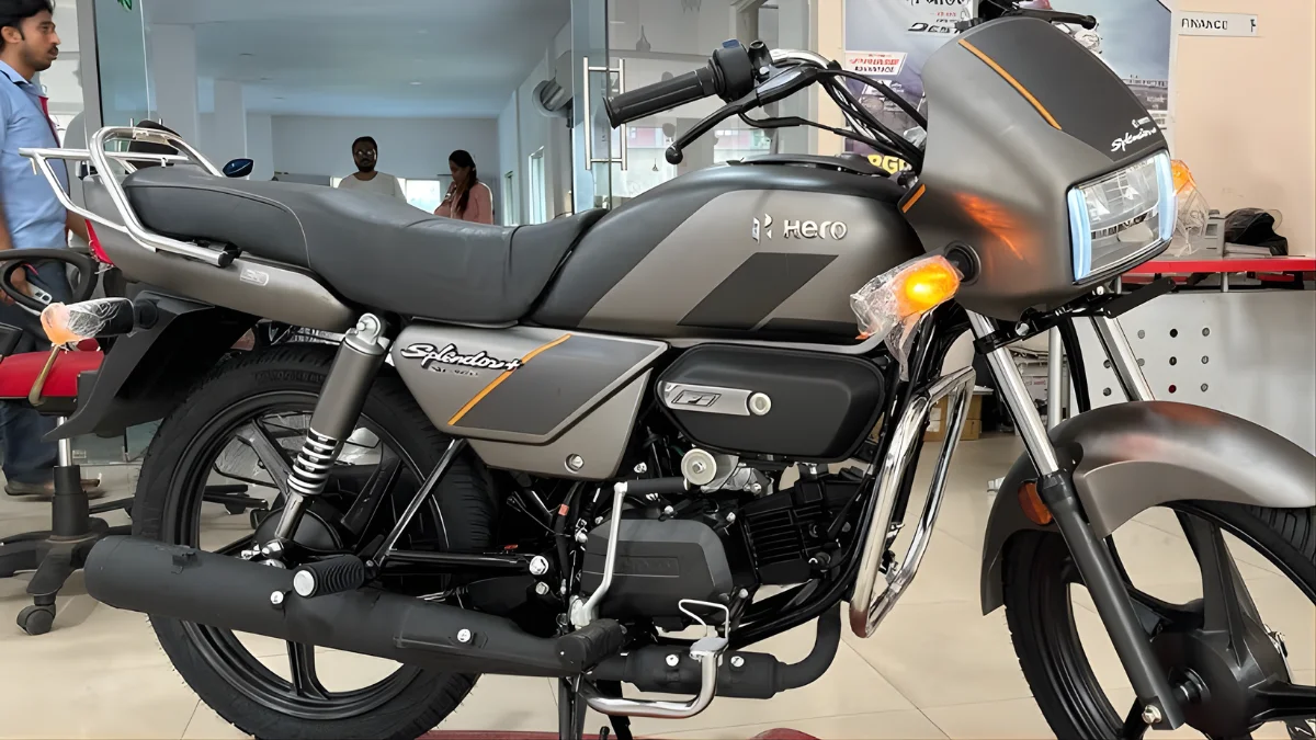 गरीबों की हो गई बल्ले बल्ले..! Hero Splendor XTEC 2.0 पूरे 10000 का डिस्काउंट, मिलेगा 73kmpl माइलेज और Smart Meter
